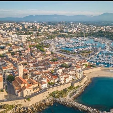 公寓 Lumineux Et Spacieux Juan Les Pins